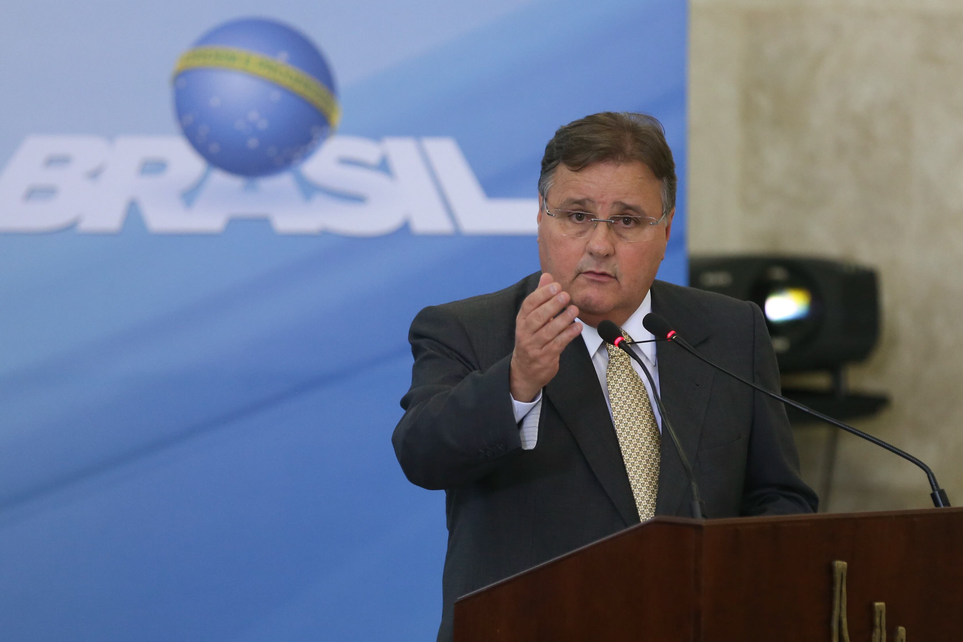 Brasília - O Ministro Geddel Vieira Lima participa da Cerimônia de Comemoração do Dia Nacional da Micro e Pequena Empresa (Valter Campanato/Agência Brasil)