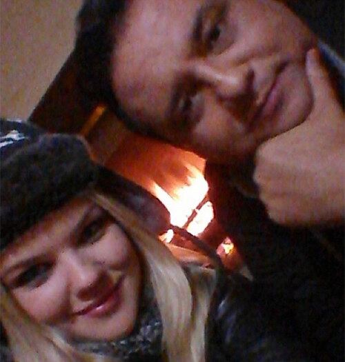 Com o friozinho que bateu nas últimas semanas, Geraldo Luís e Tamires acenderam a lareira para esquentar

+ Aproveite e confira as matérias do programa Domingo Show

+ Já curtiu a página do Domingo Show no Facebook? É só clicar!

+ Siga o Domingo Show no Twitter e receba todas as notícias do programa