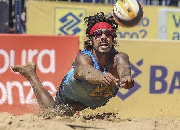 As etapas de vôlei de praia foram retomadas no Brasil inicialmente no Centro de Desenvolvimento de Vôlei, em Saquarema (RJ), sem público, tendo naipes separados e evitando aglomerações