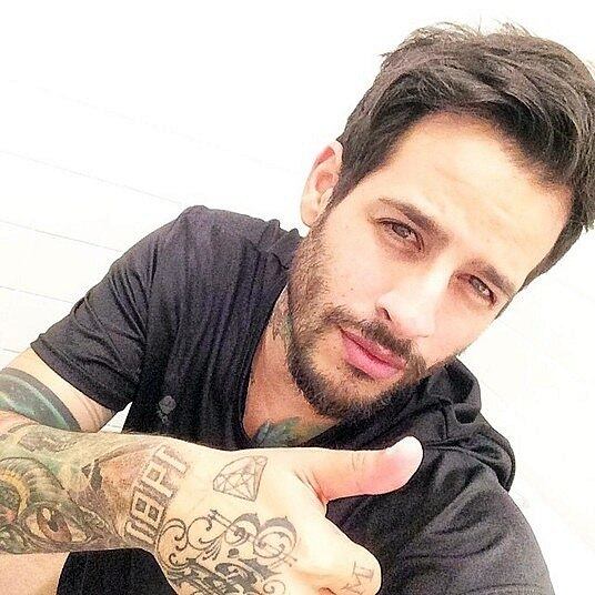 Rafinha — O verdureiro mais popular do Brasil já declarou adorar carros e, inclusive, foi um dos participantes mais sortudos do BBB neste quesito — como veremos a seguir