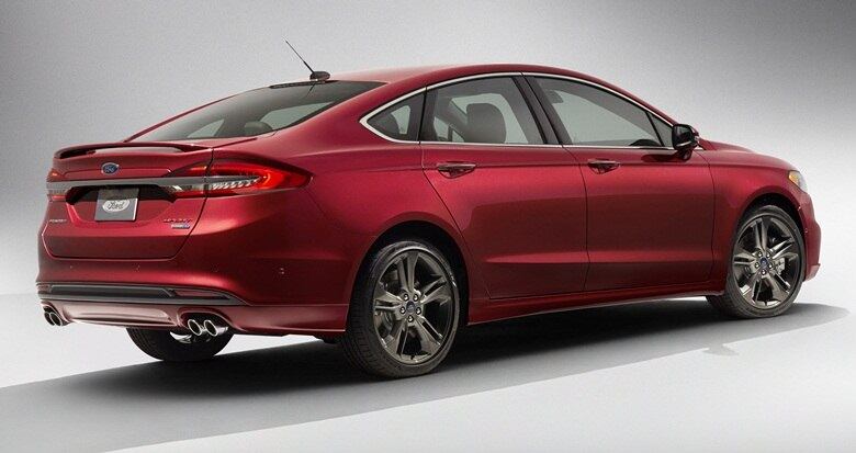 A Ford ainda não divulgou dados de aceleração e retomada desta versão mais esportiva. Contudo, espera-se desempenho para lá de agressivo com o câmbio de dupla embreagem e os quase 50 kgfm de torque