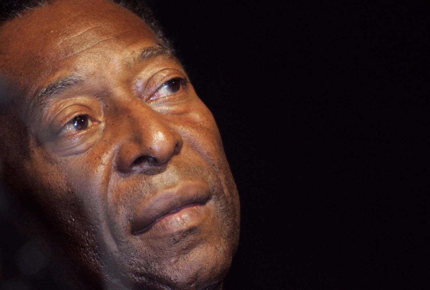 Maior jogador de futebol de todos os tempos, Pelé completa 80 anos nesta sexta-feira (23). Nesta galeria, relembramos algumas conexões do Rei com a Fórmula 1 (Por GRANDE PRÊMIO)