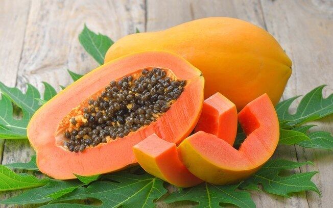 Descubra como o mamão papaia recebeu esse nome