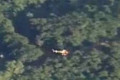 Buscas são feitas com a ajuda do helicóptero Arcanjo 01