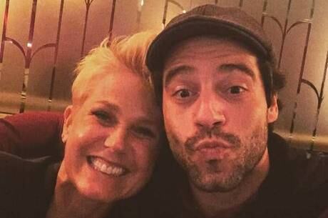 Guilherme Winter deseja boa sorte para Xuxa