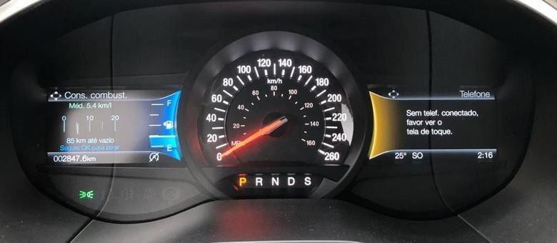 Média de 5,4km/litro no modo empolgado: alto consumo mas dentro do esperado para 335cv