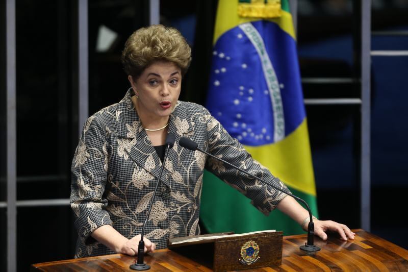 Governo interino está avaliando se irá ou não responder às acusações de Dilma a Temer e à sua administração durante seu discurso