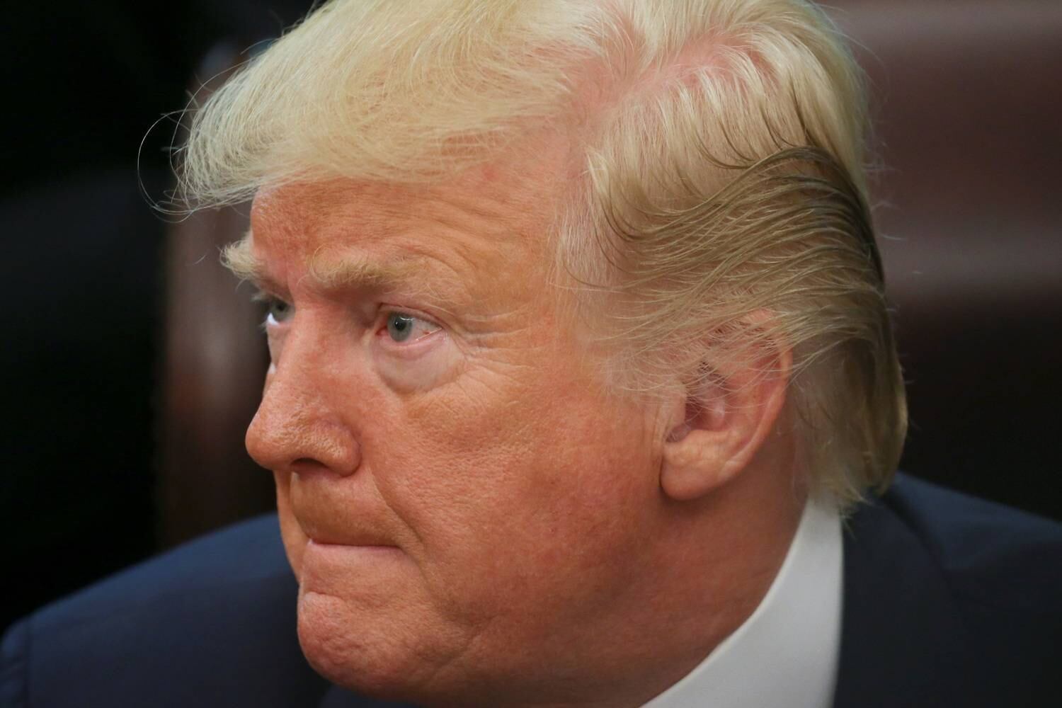 Trump usa Twitter para atacar crítico de seu governo