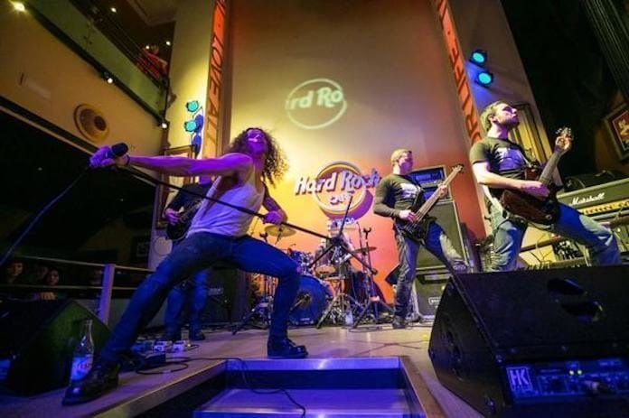 Show do DarkWater em um Hard Rock Live