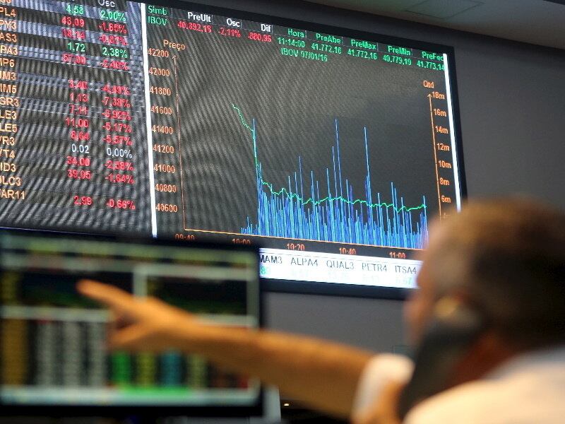Desde maio as ações voltaram ao radar, e o Ibovespa já rompeu 100 mil pontos