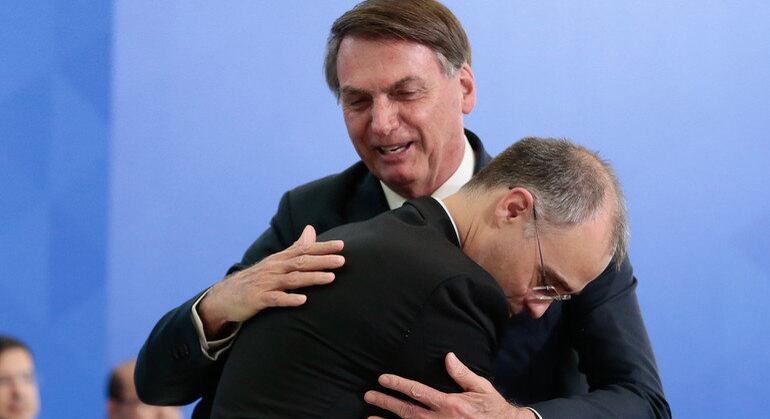 Presidente da República, Jair Bolsonaro deve manter a indicação de André Mendonça ao STF