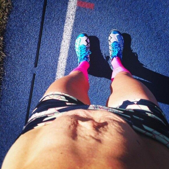 Em entrevista ao Daily Mail, ela conta como é a recuperação do corpo após ter dois bebês  