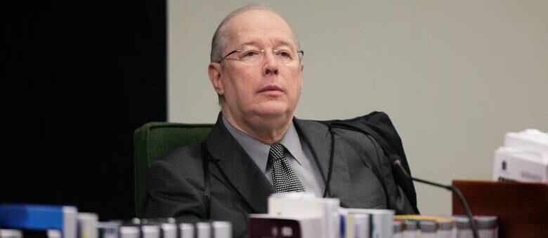 Mello, porém, quer debate sobre se a Corte, mediante interpretação da Constituição, pode limitar o alcance do foro