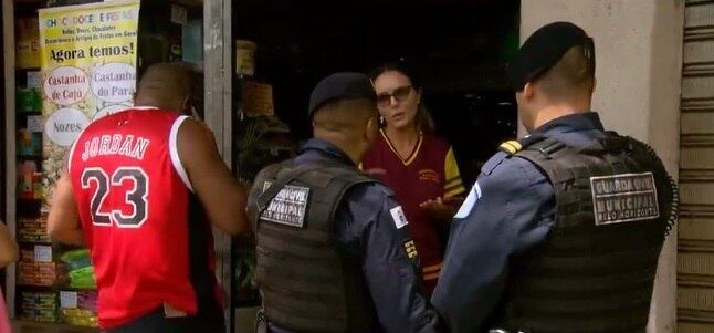 Guarda Municipal fiscaliza comércios nas ruas da capital