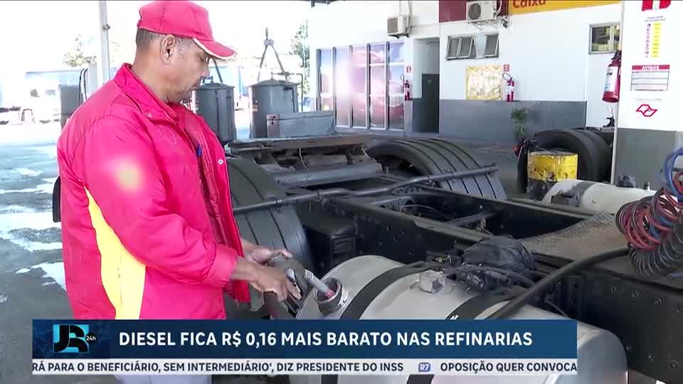 Diesel fica R$ 0,16 mais barato nas refinarias