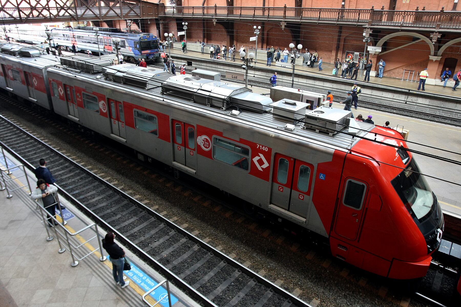 Estação da Luz está entre as cotadas para ser utilizada como base central do novo trem