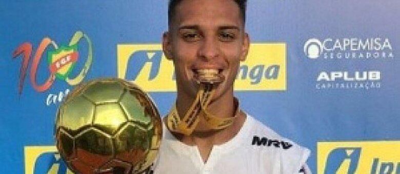 Antony. Muito talento. Vendido precocemente pelo endividado São Paulo