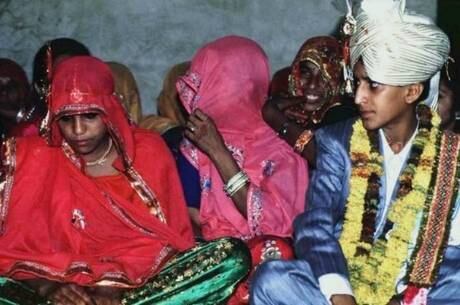 Cerca de 18% das meninas indianas se casam até os 15 anos e 47% até os 18