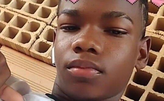 Adolescente morreu ao ser atingido por uma árvore
