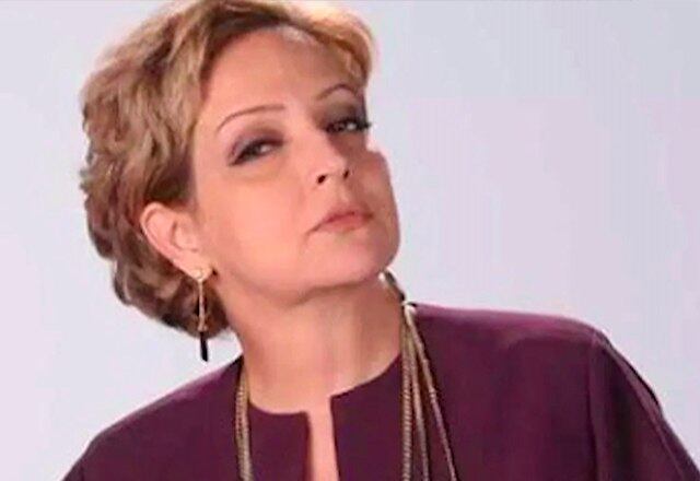 Filhos de Betty Lago travam disputa por herança da atriz

Os filhos de Betty Lago continuam em pé de guerra pela herança da mãe que morreu de câncer. Agora um dos imóveis deixados por ela foi penhorado por falta de pagamento do condomínio. Betty morreu em 2015 de câncer na vesícula. A filha dela, Patrícia, entrou na justiça contra o irmão pedindo a anulação do testamento e acusando Bernardo de fazer a mãe assinar o documento em favor dele 30 horas antes de morrer e sob efeito de remédios que causavam alucinações.

Acompanhe A Hora da Venenosa e as principais notícias no Balanço Geral! De segunda a sexta, a partir das 11h50; e a edição especial de sábado, às 13h00, na tela da Record TV.
