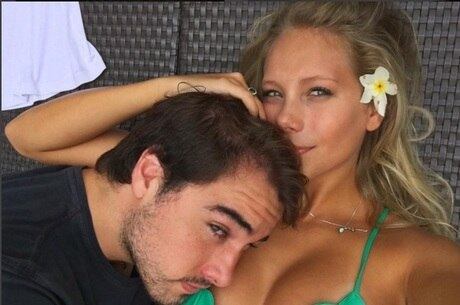 Jessica Günter foi a primeira namorada de Olin Batista, e eles ficaram juntos por mais de um ano e na segunda tentativa por sete meses
