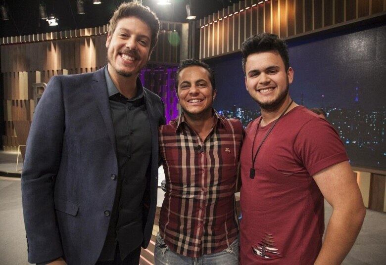 O Programa do Porchat vai ao ar nesta quinta-feira (23), a partir da 00h15, na Record TV. Não perca!