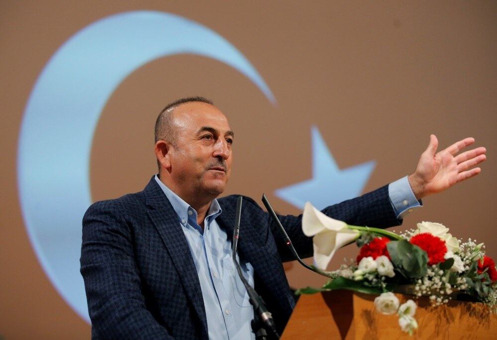 Ministro Mevlut Cavusoglu foi impedido de ir a Roterdão ontem (11)