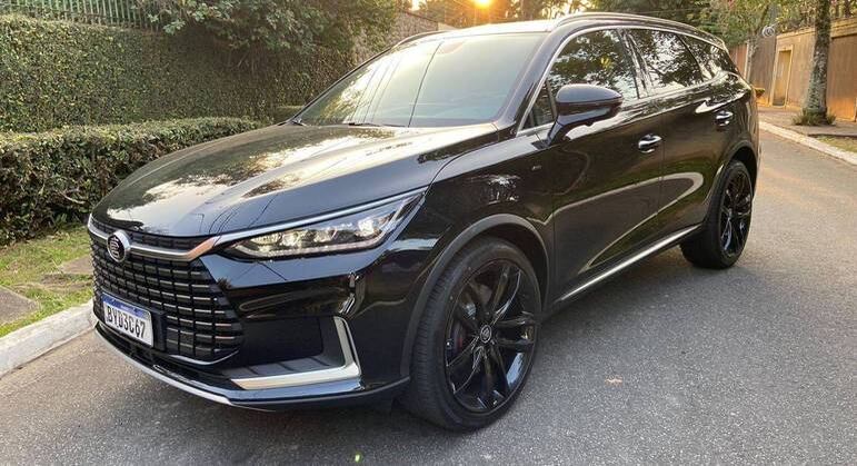 BYD importa o SUV Tan elétrico para o mercado brasileiro