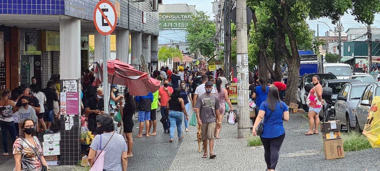 Minas Gerais já registrou mais de 500 mil casos de covid desde o início do ano