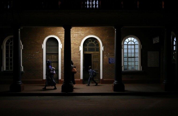 E acabam não sendo eficientes como deveriam, em um sistema que, por proporcionar custos menores, ajudaria no trânsito de pessoas entre os países africanos, fortalecendo a economia local