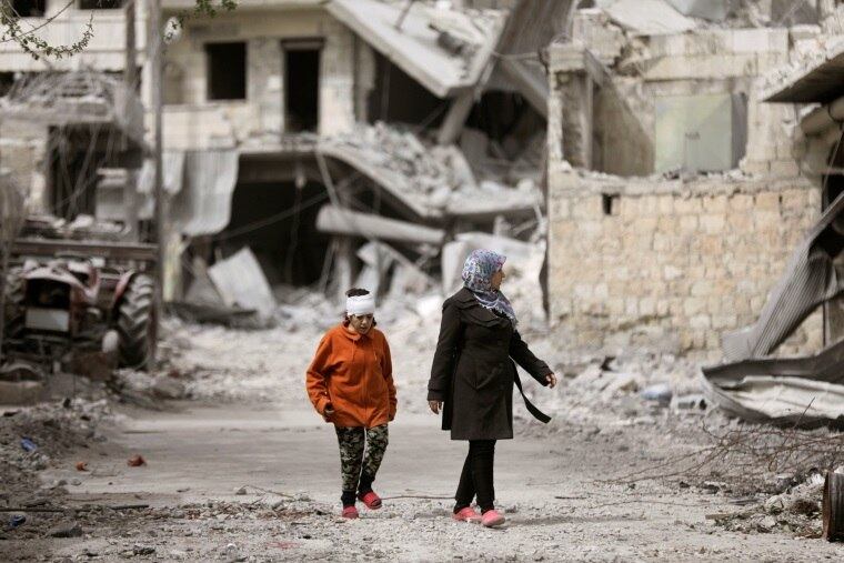 Novos confrontos podem acontecer, já que vivem em Idlib cerca de dois milhões de pessoas, das quais metade foi deslocada de outras regiões do país. A cidade continua sob ataque permanente de forças do governo e bombardeios aéreos russos