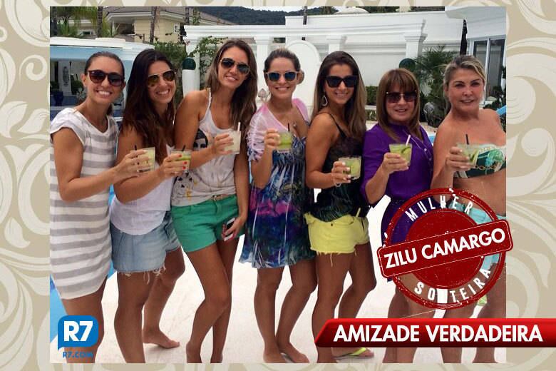 3ª dica: amizade verdadeira 


Zilu também passou a aparecer muito mais com as amigas. A
ex-mulher de Zezé faz questão de tirar fotos nos eventos e publicar nas redes
sociais exaltando o quanto é bom estar bem-acompanhada