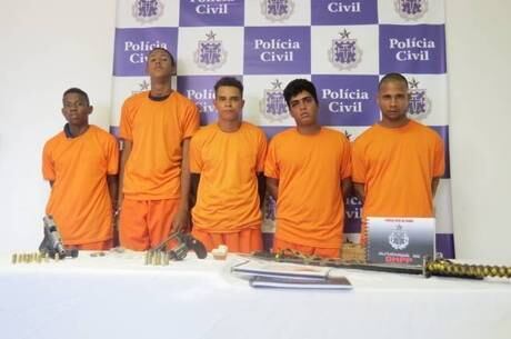 Cinco integrantes da mesma quadrilha foram presos pela polícia