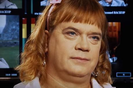 Wolschtt afirma que deixar de ser trans "não é algo que poderia fazer"