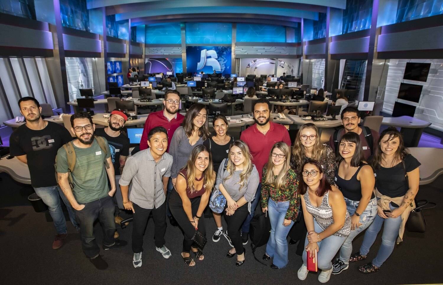 O grupo conheceu ainda a redação estúdio do Jornal da Record