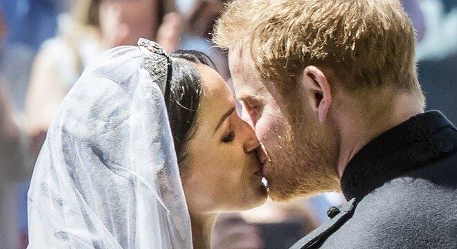Harry e Meghan se casaram nesta sábado (19), com transmissão mundial