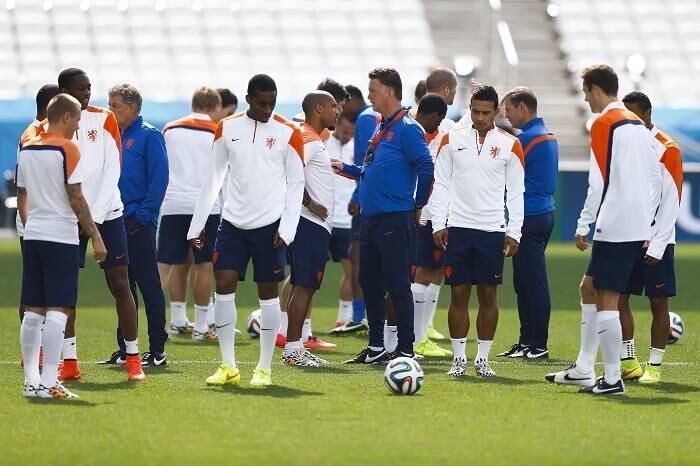 Holandeses treinaram na Arena Corinthians no último domingo (22)