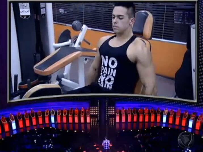 — Uma mulher ideal é carinhosa, romântica, companheira, aquela menina que seja amiga
+ Vídeo: George chega com tudo e dá o recado: "Quem quiser ser feliz, vem comigo!"

+ De desmaiar! Veja as lindas participantes que se destacaram no último programa e eleja a mais gata

+ Rafael Cortez: “Me assusto quando as mulheres ficam masculinas na relação”
