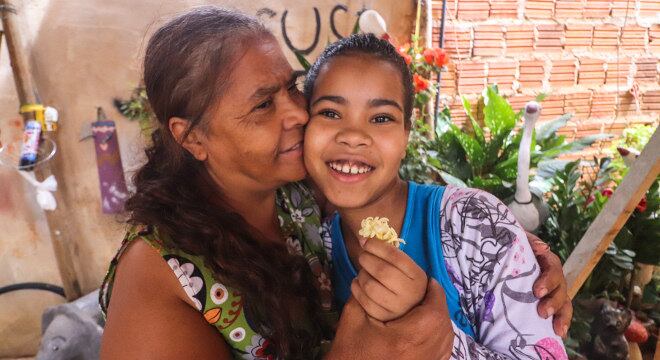 Com a ajuda do Projeto Nova Canaã, a doméstica consegue manter a família