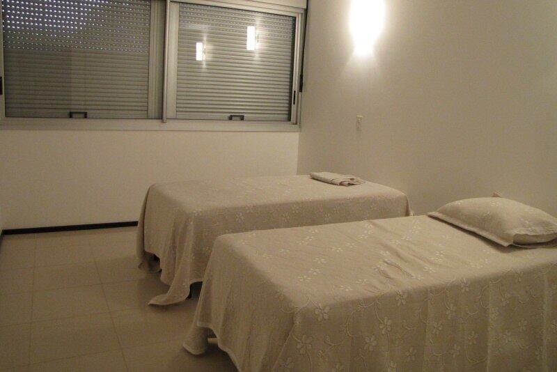 As camas também foram compradas pela Câmara dos Deputados. Apenas a "carcaça" de alguns prédios não foi modificada