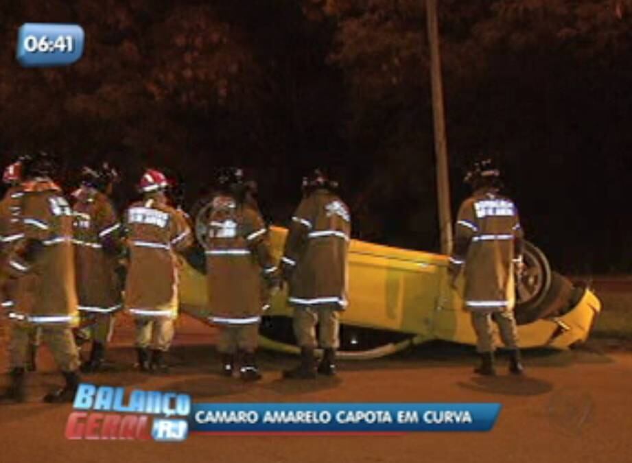 O acidente aconteceu na curva Chico Amysio, que fica entre as avenidas Ayrton Senna e Embaixador Abelardo Bueno