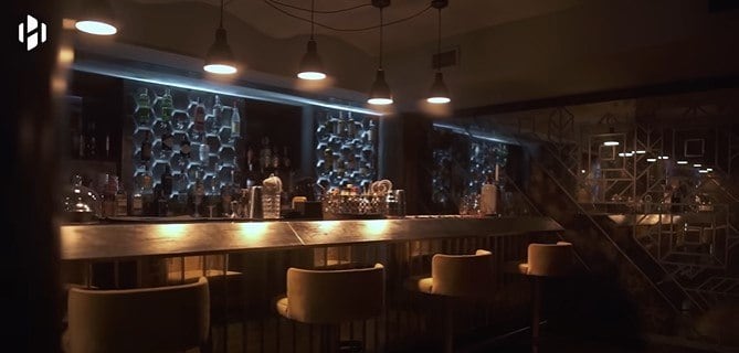 Apesar de não precisar de pilotos e ser totalmente autônomo, o Sky Cruise ainda exigirá muitos funcionários para que consiga receber e atender os hóspedes
