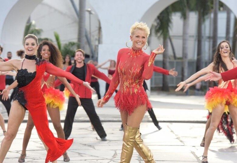 Após muitas emoções, o Dancing Brasil chega ao fim na noite desta segunda-feira (26) e o público vai decidir qual estrela irá ganhar a primeira temporada do reality show e receber o prêmio de R$ 500 mil. A votação acontecerá pelo Portal R7.

Além da abertura, que teve a participação mais do que especial de Xuxa, outros momentos tornaram-se inesquecíveis ao longo da competição. Confira!