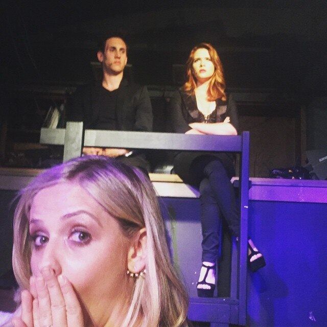 Sarah Michelle chegou a ser fotografada por Reese enquanto assistia ao espetáculo