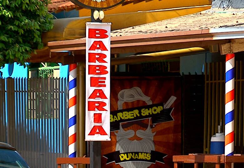 O meio-campo do Palmeiras Jean também vai contar como foi a experiência de
abrir uma barbearia em sua cidade natal, Campo Grande (MS). Fique ligado! Você confere isso e muito mais no Esporte Fantástico deste sábado (11), às 10h15!