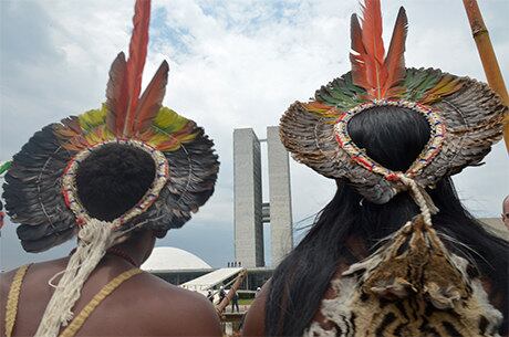 Após protesto no Congresso, índios ocupam sede da CNA