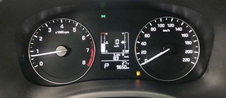 Consumo médio após viagem de 200km em percurso rodoviário: 8,9km/litro com etanol