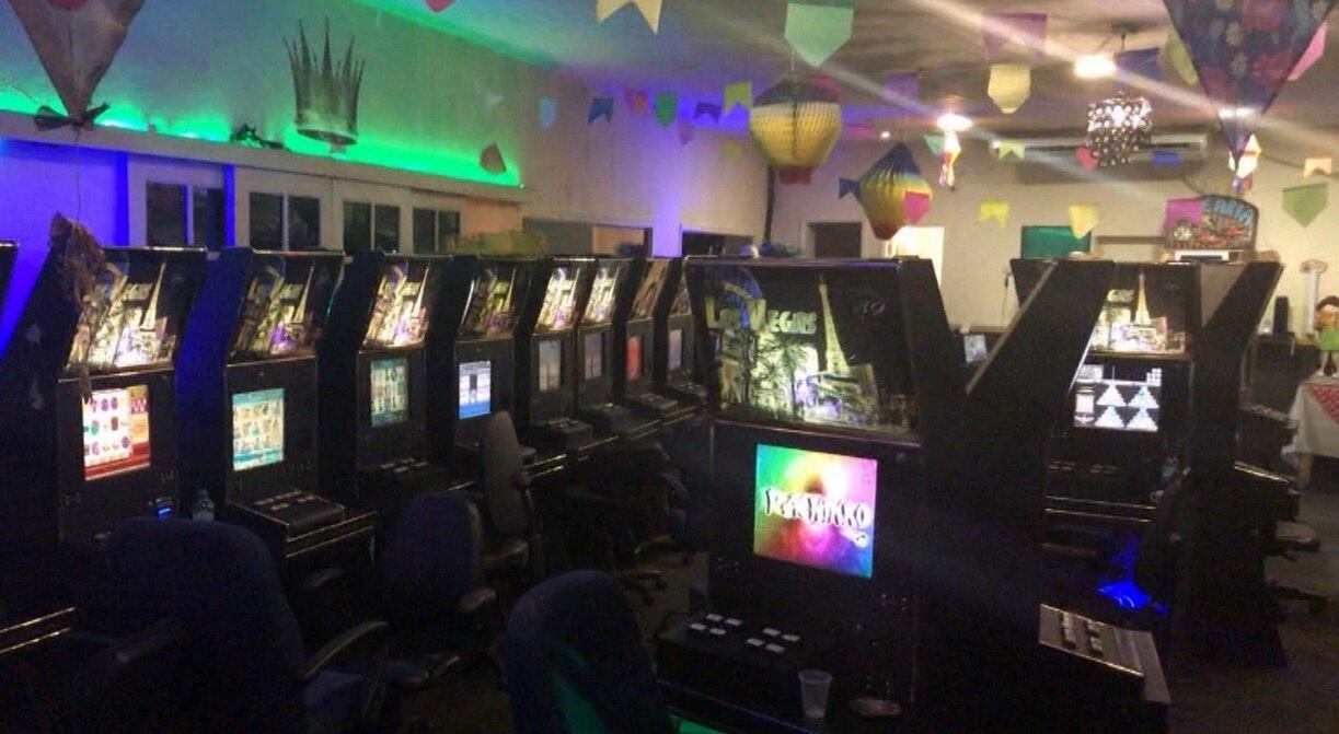 189 máquinas caça-níquel foram apreendidas nos estabelecimentos clandestinos