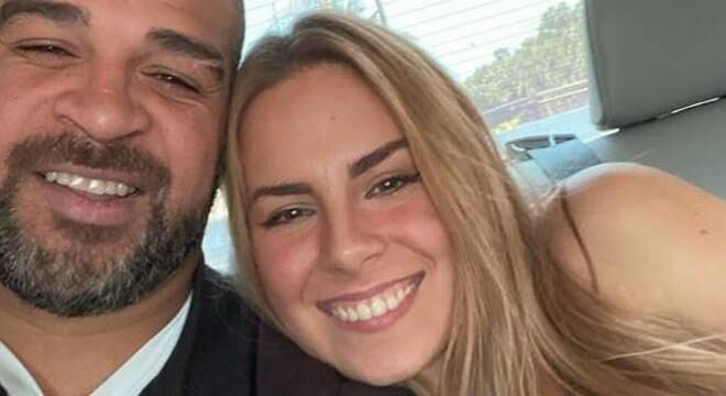 Adriano e Florence estão apaixonados