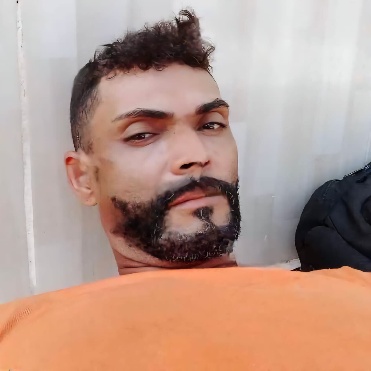 Laudemir de Souza Fernandes, de 44 anos, chegou a ser socorrido para um hospital, mas não resistiu